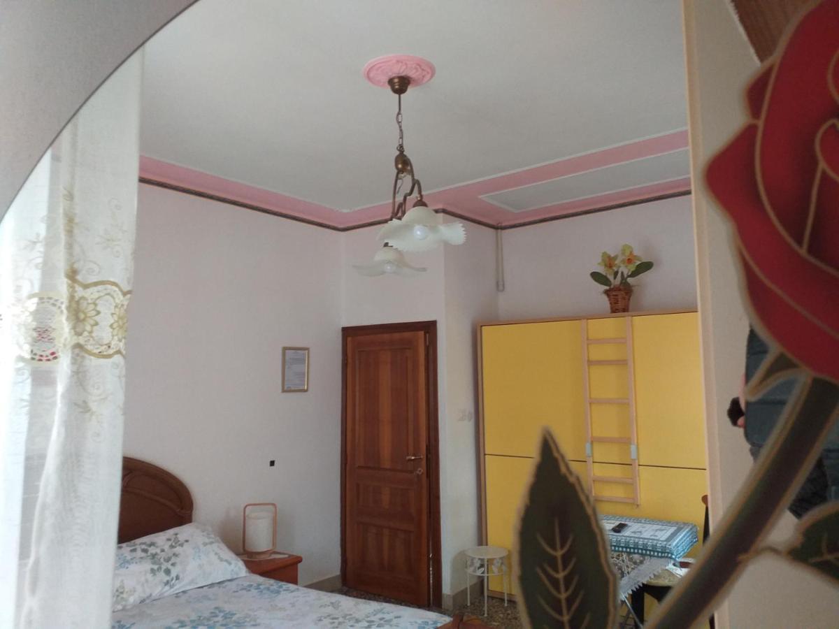Bed & Breakfast La Rosa Rossa Cagli Ngoại thất bức ảnh
