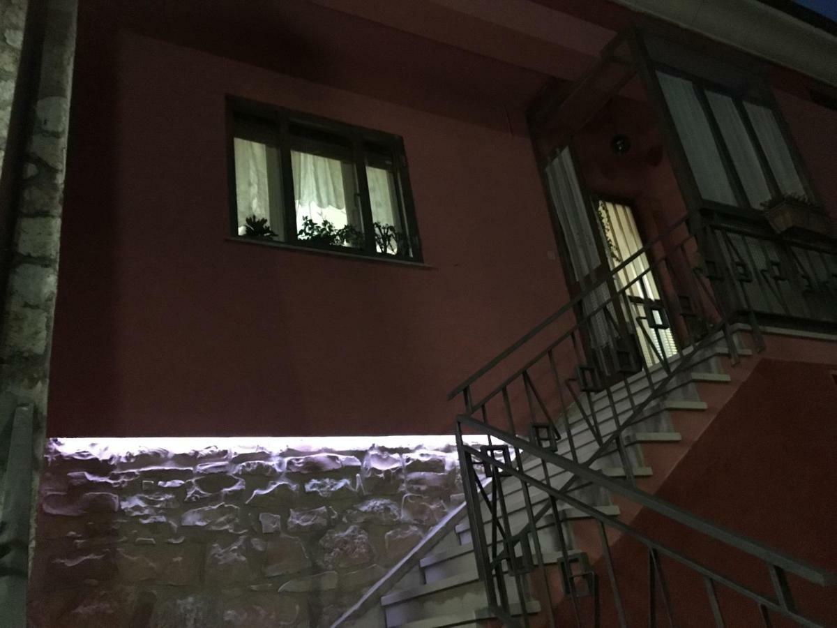 Bed & Breakfast La Rosa Rossa Cagli Ngoại thất bức ảnh